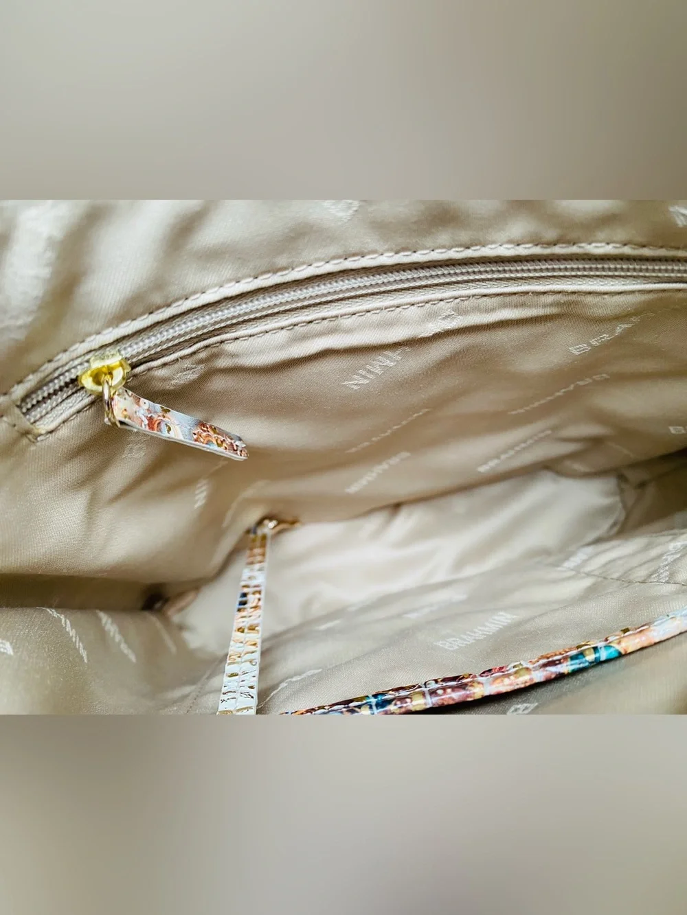 SOUGHT AFTER 🐚🪸SEA JEWEL Melbourne Brahmin KATIE Crossbody